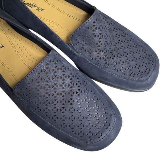 Trotters Jenn Laser Loafer leather suede navy women’s 8.5 Wide shoes career - Picture 6 of 9